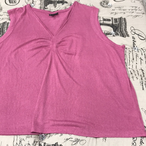 Bobeau Ruched V-Neck Cap Sleeve Shirt - Picture 3 of 6